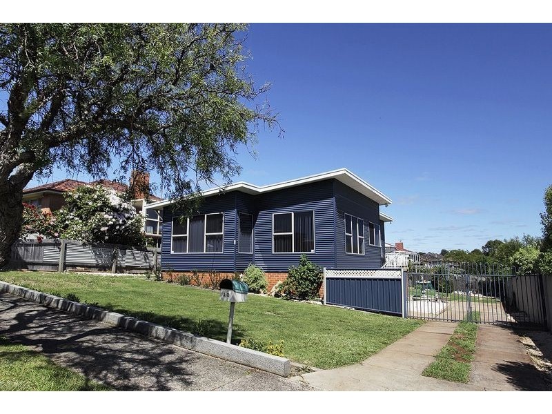 13 William Street, Devonport TAS 7310