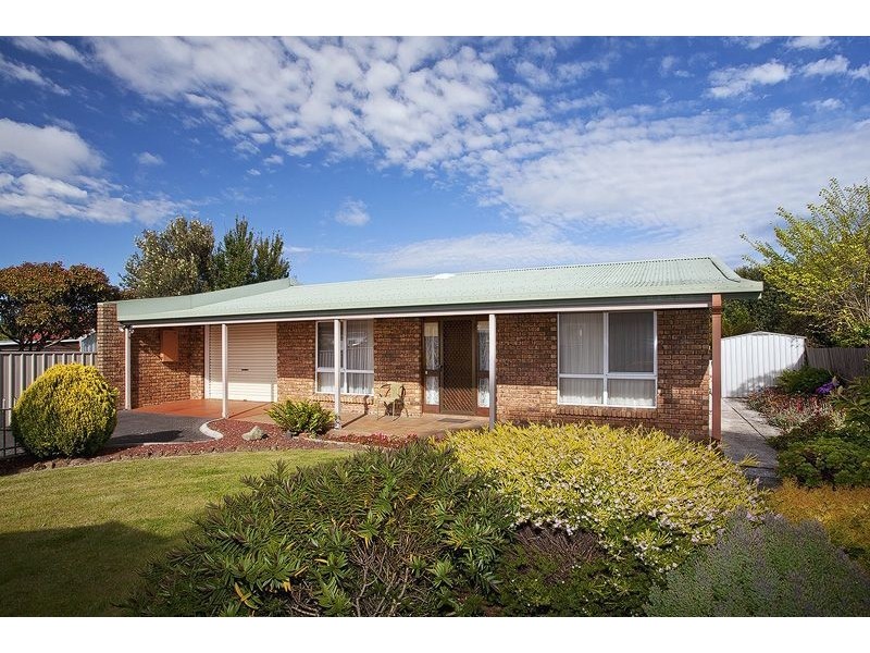 2/33 Gunn Street, Devonport TAS 7310