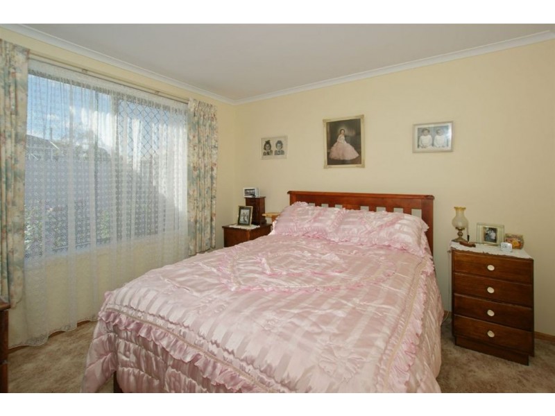 2/71 Stewart Street, Devonport TAS 7310