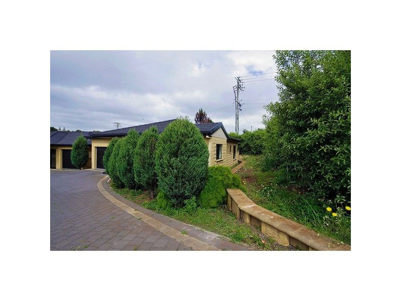 1/2 Dana Drive, Devonport TAS 7310
