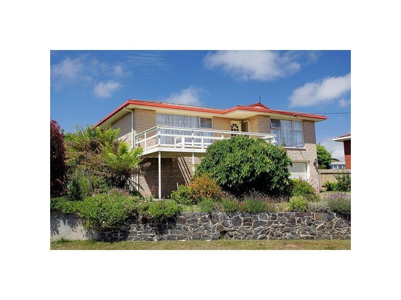 64 Torquay Road, East Devonport TAS 7310