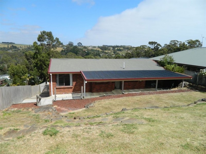 8 Georgiana Street, Devonport TAS 7310