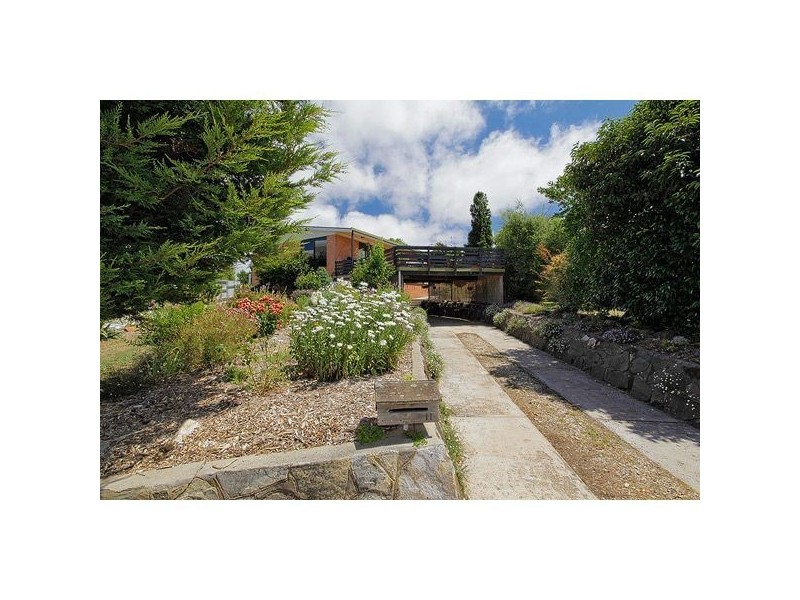 11 Nyora Court, Miandetta TAS 7310