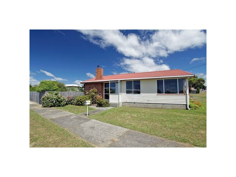 19 Wright Street, East Devonport TAS 7310