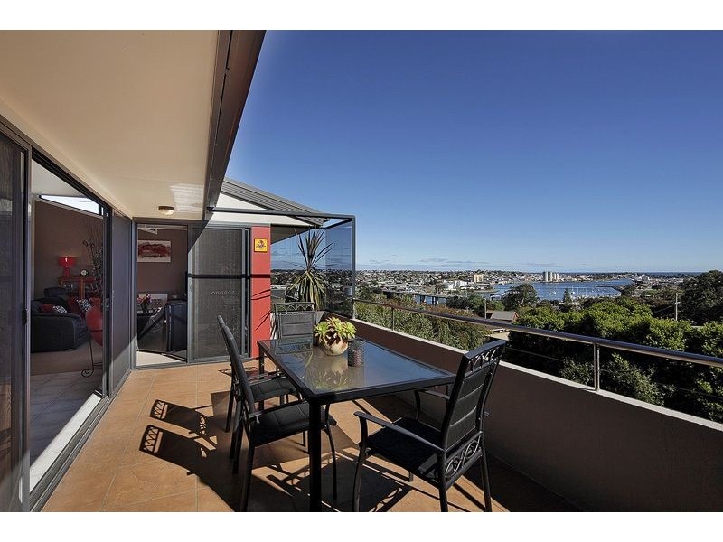 69 Sunbeam Crescent, East Devonport TAS 7310