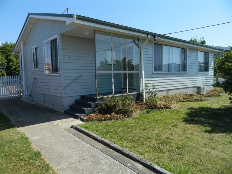 27 Waniora Street, Devonport TAS 7310