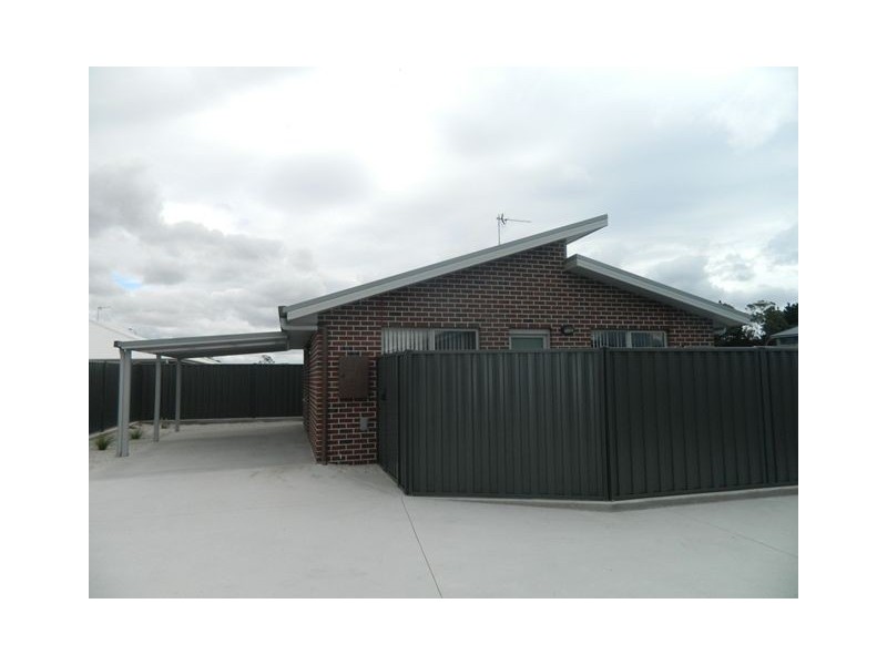 2/4 Maple Street, Latrobe TAS 7307