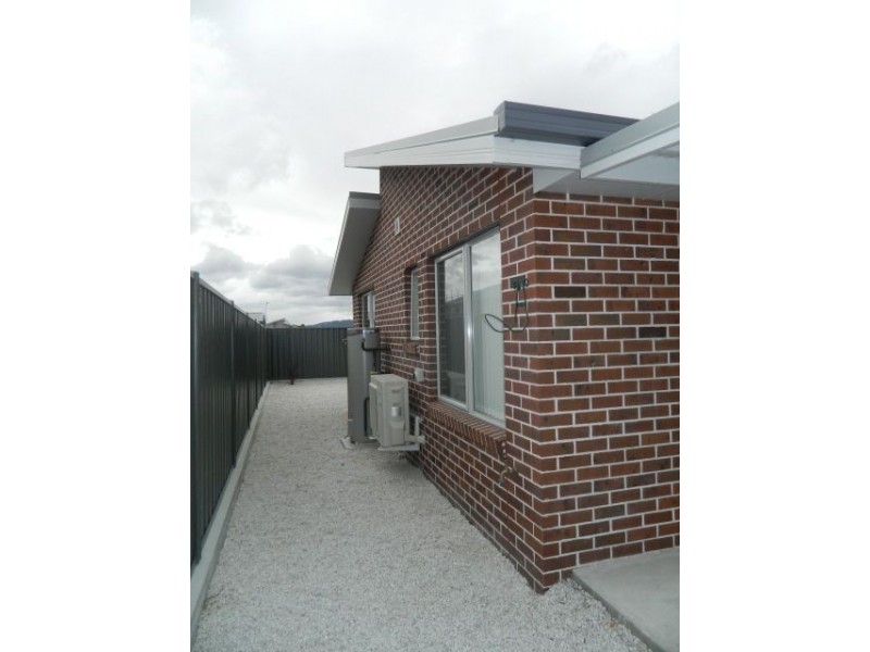 2/4 Maple Street, Latrobe TAS 7307