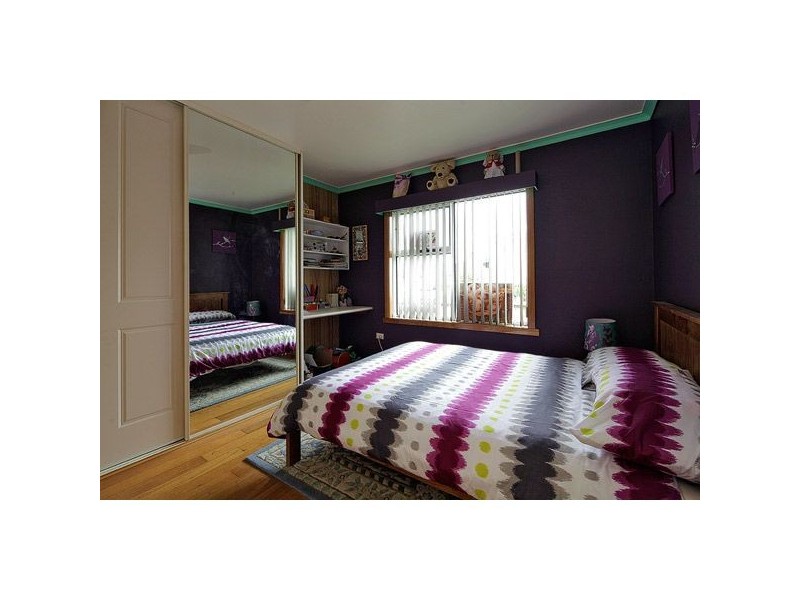 18 Churchill Avenue, Devonport TAS 7310