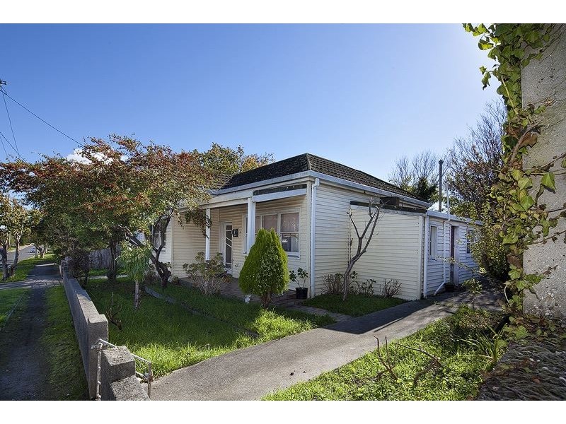 2 Chettle Street, Devonport TAS 7310