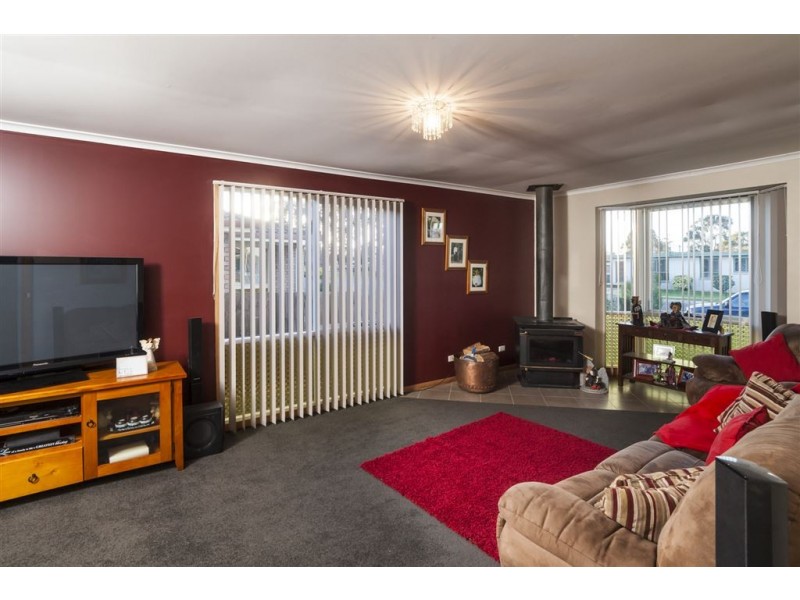 7 Valley Road, Devonport TAS 7310