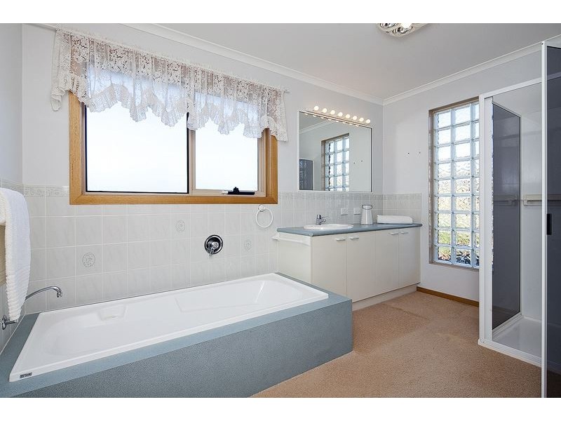 32 St Andrews Drive, Devonport TAS 7310
