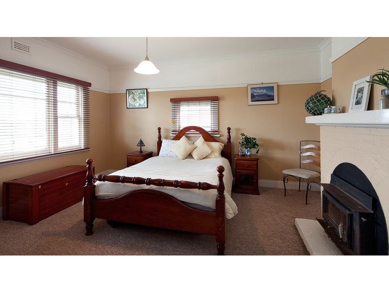 62 Wenvoe Street, Devonport TAS 7310