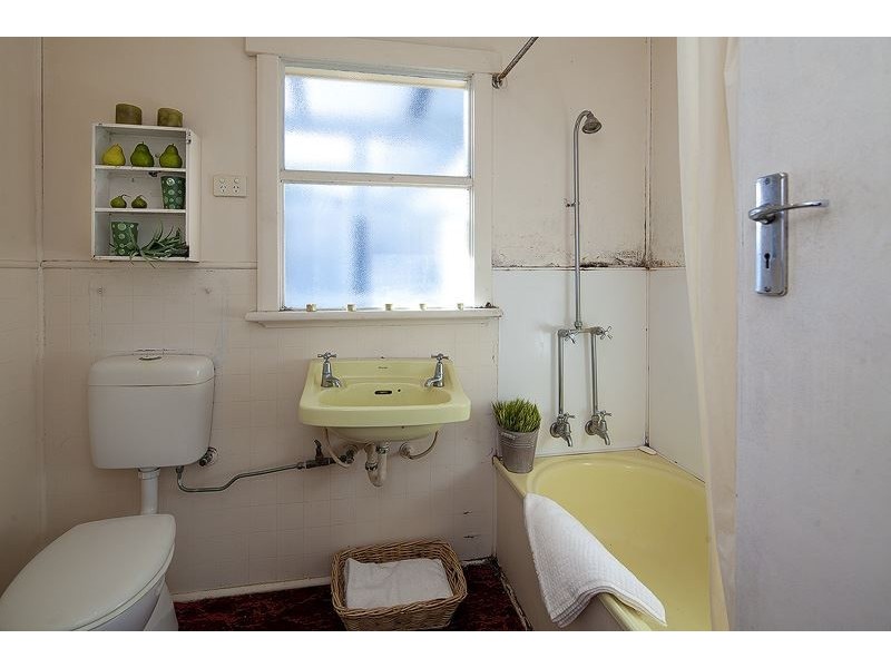 106 George Street, Devonport TAS 7310