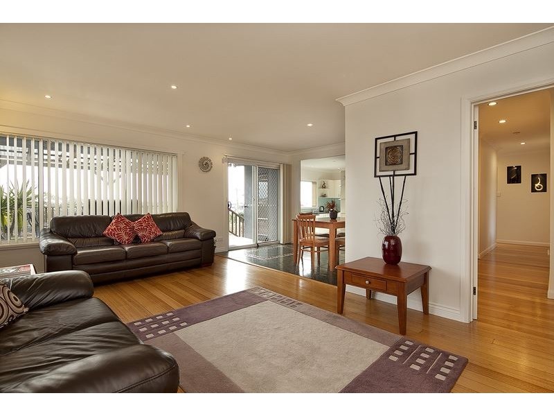 50 Lyons Avenue, Miandetta TAS 7310