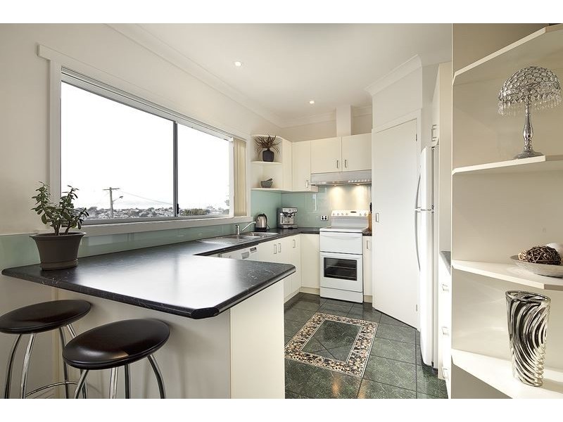 50 Lyons Avenue, Miandetta TAS 7310