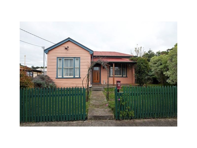 98 Wenvoe Street, Devonport TAS 7310