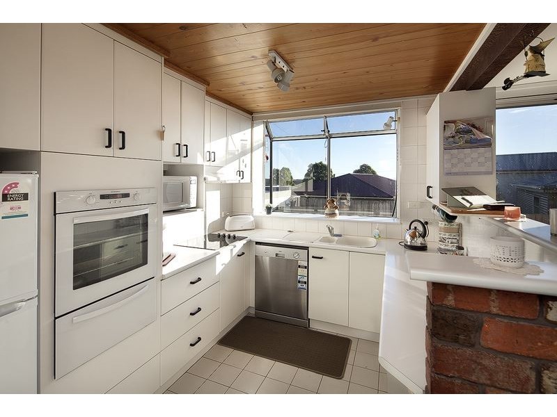 14 Glen Court, Devonport TAS 7310
