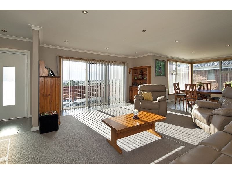 61 Lyons Avenue, Miandetta TAS 7310