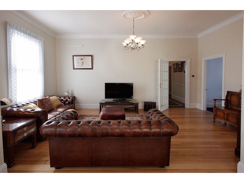 90 Wenvoe Street, Devonport TAS 7310