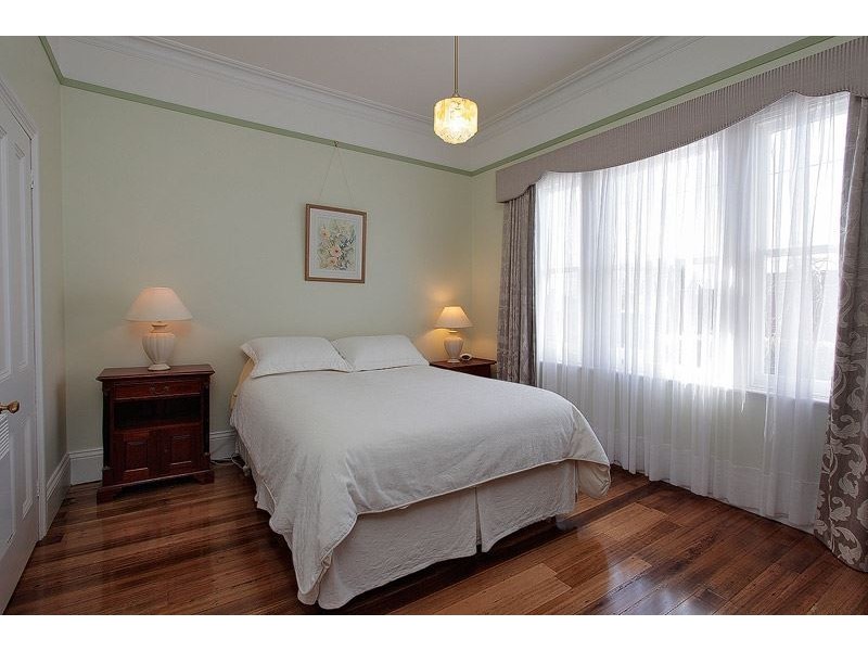 90 Wenvoe Street, Devonport TAS 7310