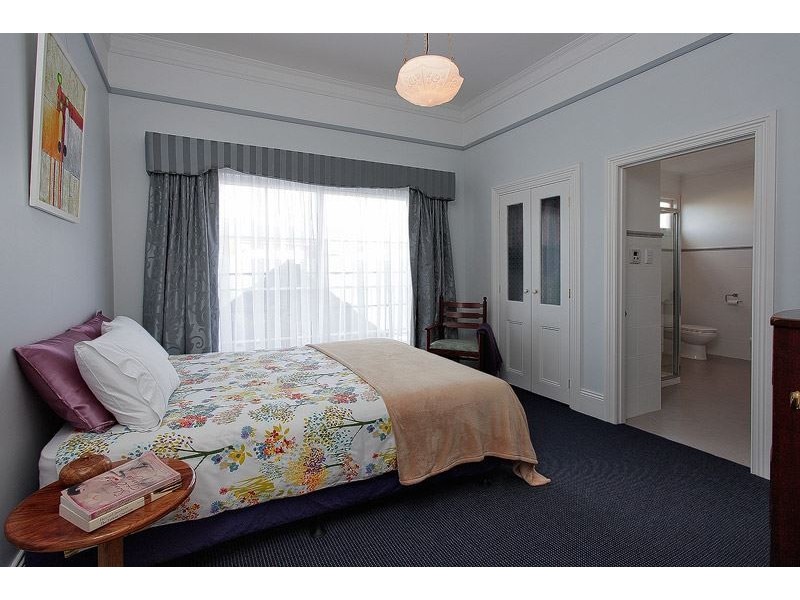 90 Wenvoe Street, Devonport TAS 7310