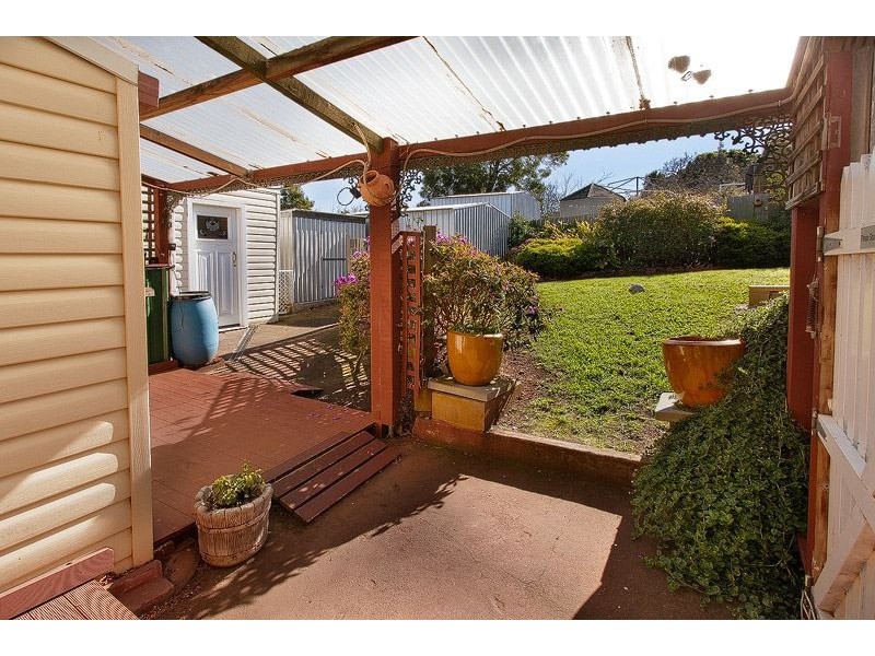 19 Douglas Street, East Devonport TAS 7310