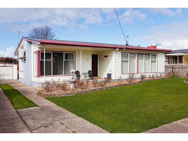 25 Boronia Avenue, Devonport TAS 7310