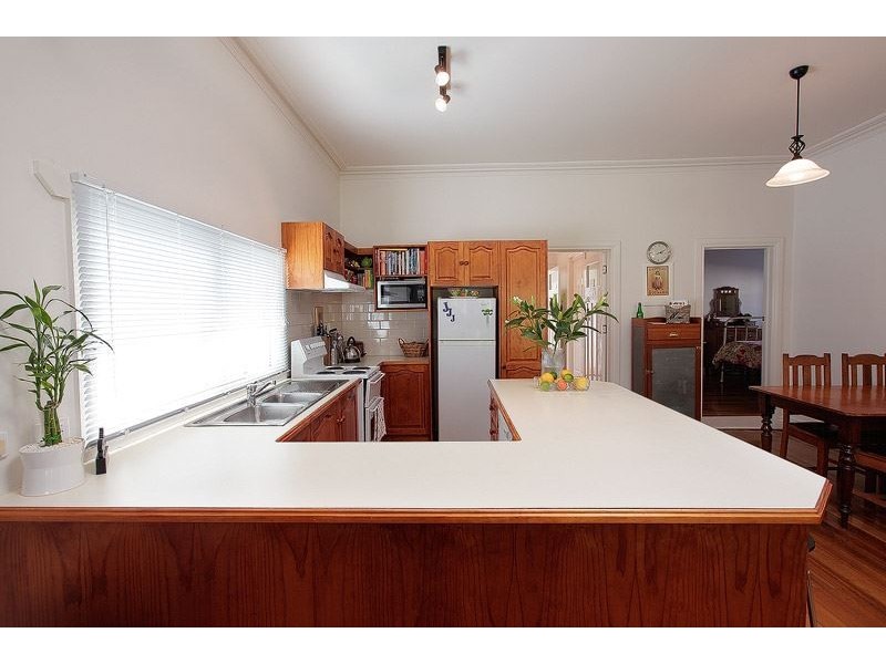 16 Henry Street, Devonport TAS 7310