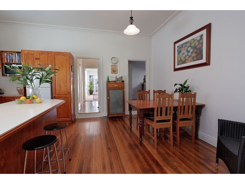 16 Henry Street, Devonport TAS 7310