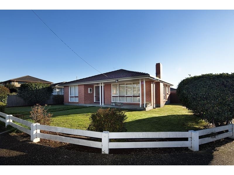 22 Willow Avenue, Devonport TAS 7310