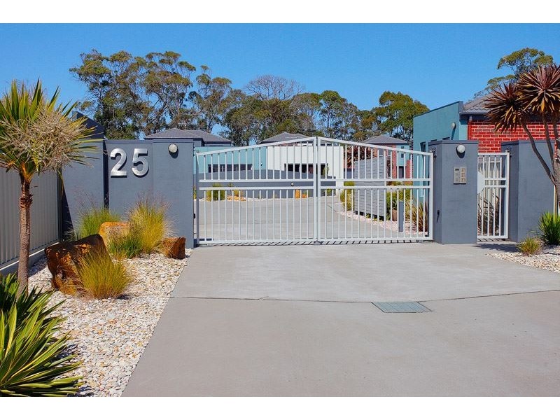 9/25 Fairway Crescent, Shearwater TAS 7307