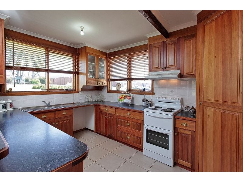 18 Valley Road, Devonport TAS 7310