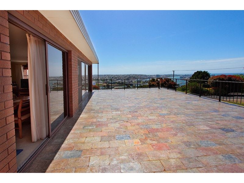 48 Sunbeam Crescent, East Devonport TAS 7310