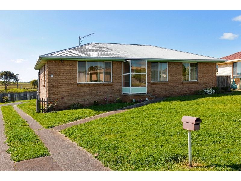 11 Hakea Close, East Devonport TAS 7310