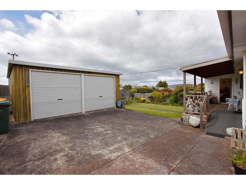 10 Raymond Avenue, Devonport TAS 7310