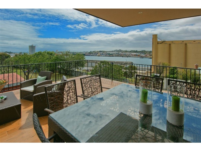 55 Wenvoe Street, Devonport TAS 7310