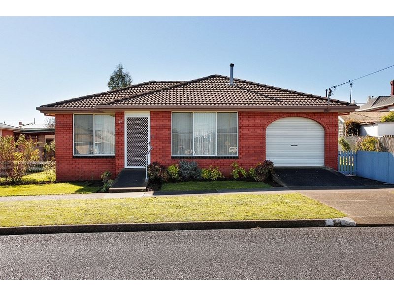 14 Tasman Street, Devonport TAS 7310