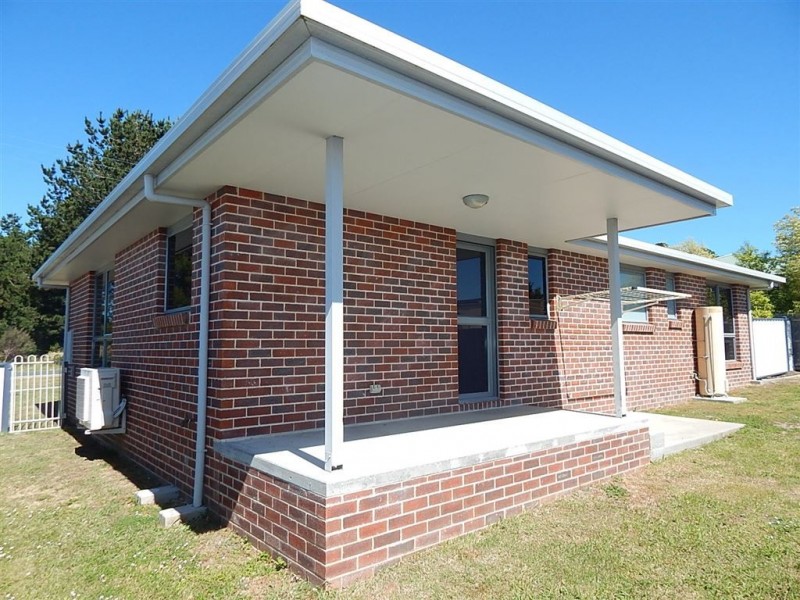 2/1 Cherry Grove, Latrobe TAS 7307