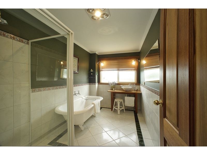 17 Oakwood Drive, Ambleside TAS 7310