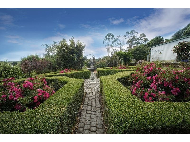 17 Oakwood Drive, Ambleside TAS 7310