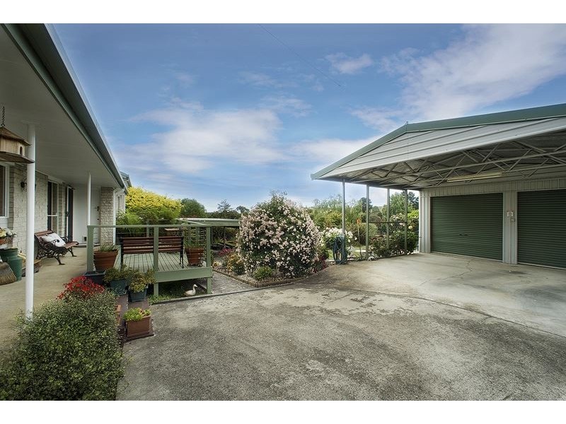 17 Oakwood Drive, Ambleside TAS 7310