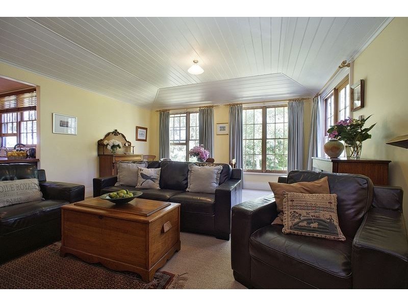 8108 Bass Highway, Sassafras TAS 7307