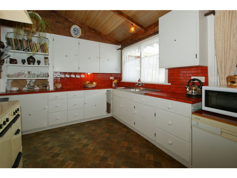 19 Victoria Parade, Devonport TAS 7310