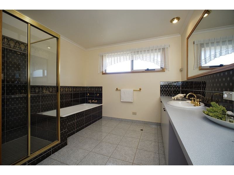 10 Pandanus Place, Devonport TAS 7310