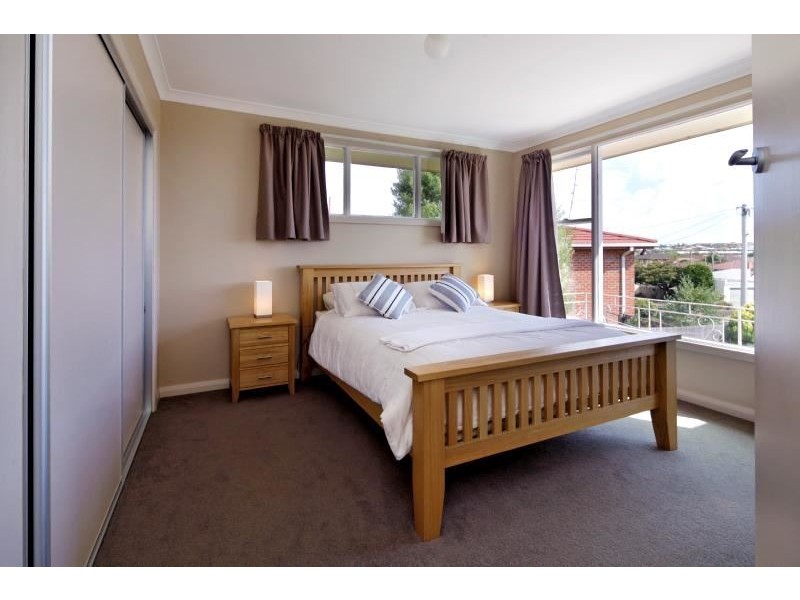 2 Ash Court, Devonport TAS 7310