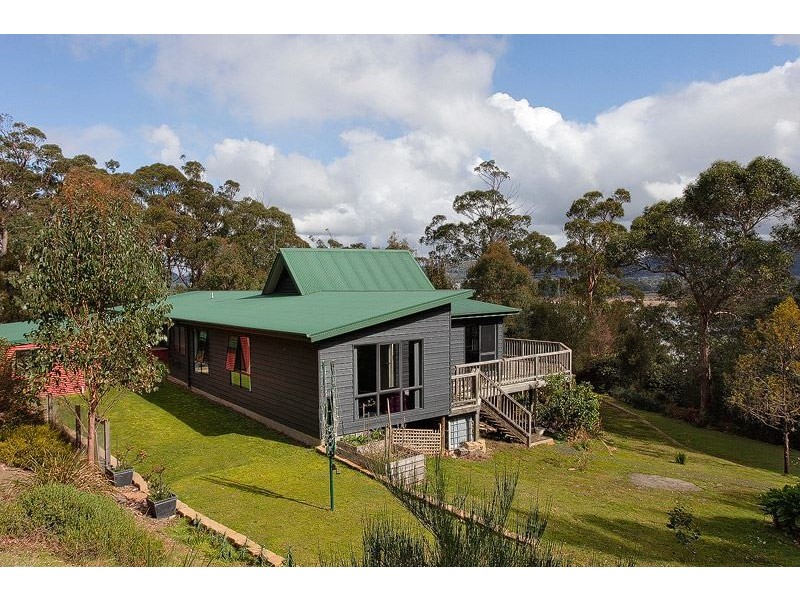 4 coral drive, Latrobe TAS 7307
