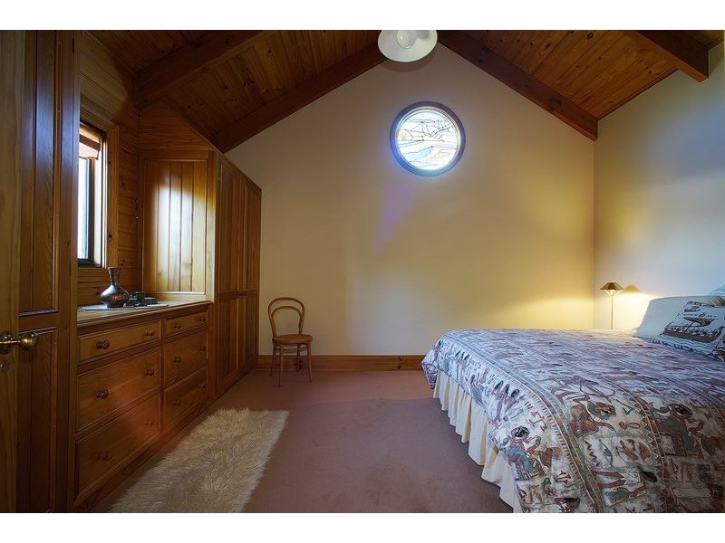 25 Victoria Parade, Devonport TAS 7310