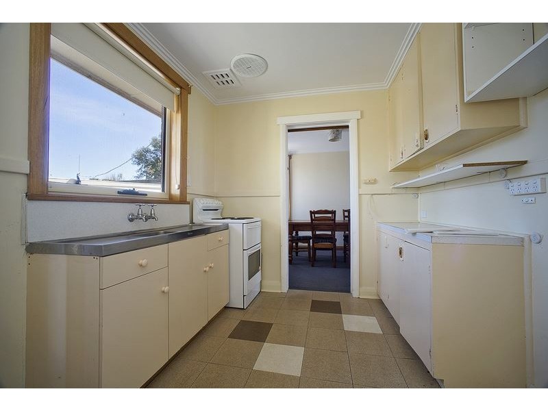 9 Raymond Avenue, Devonport TAS 7310