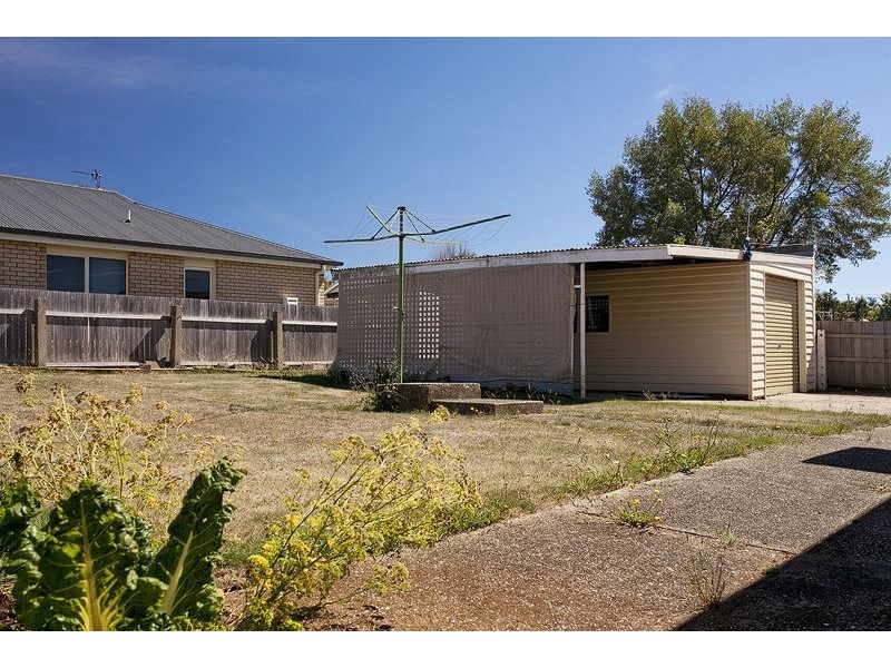 9 Raymond Avenue, Devonport TAS 7310